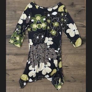 EUC Azalea by Firmiana tunic floral 3/4 Sleeve Med